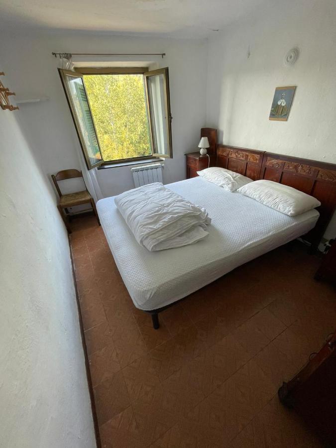 Casa Vacanza Pegrini Nel Centro Storico Di Gavi Exterior foto